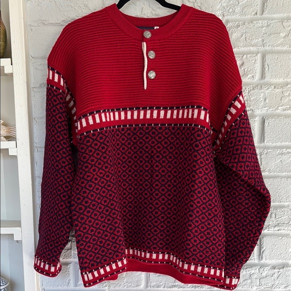 Chunky Red and Black Crewneck Sweater with Nordic Pattern